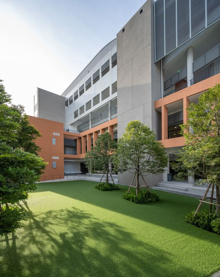 Bâtiment principal d'Horizon Plus